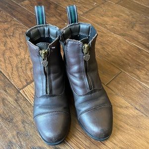 Ariat girls paddock boots